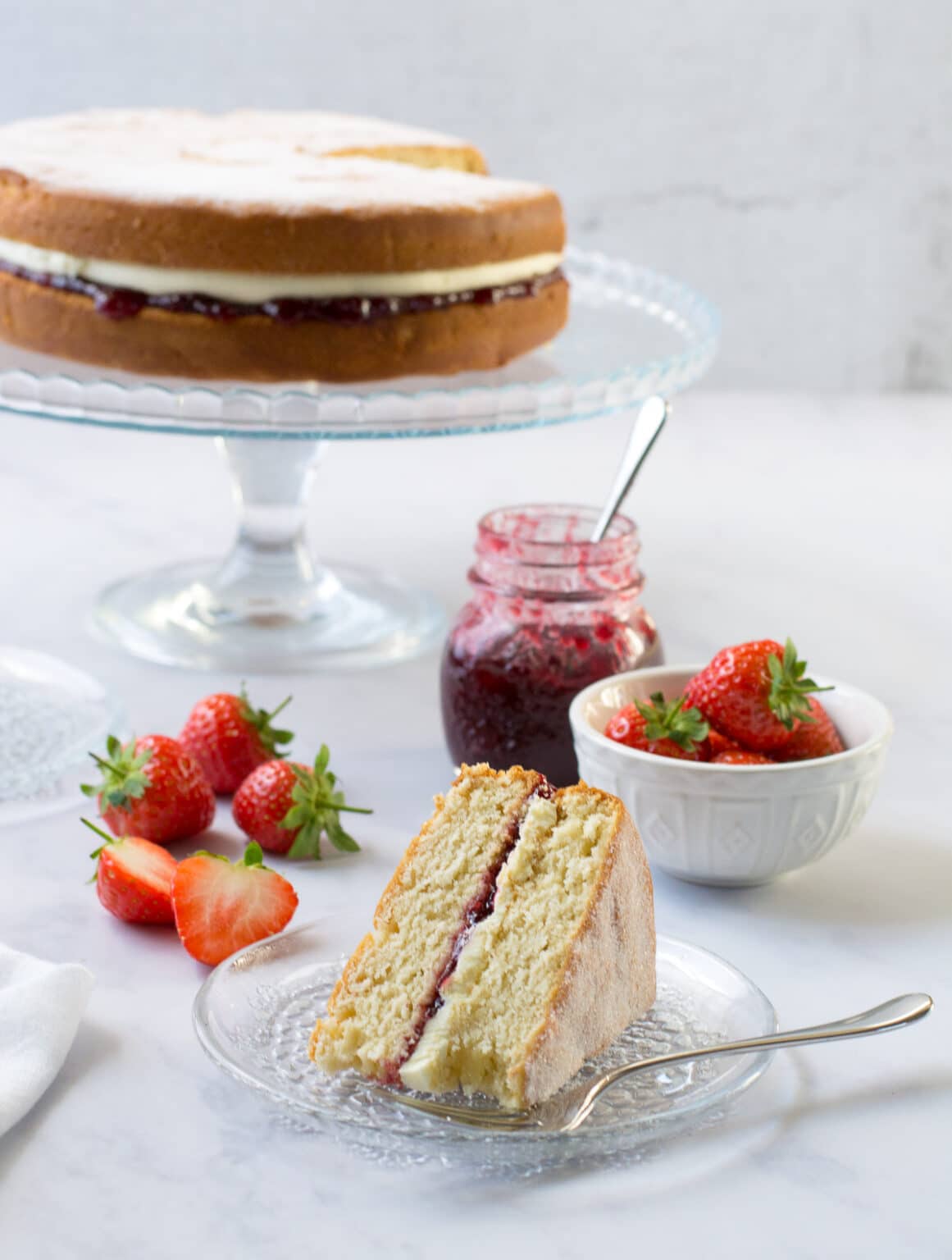 The BEST Vegan Victoria Sponge Cake The Veg Space vegan