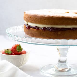 Vegan Victoria Sponge Cake