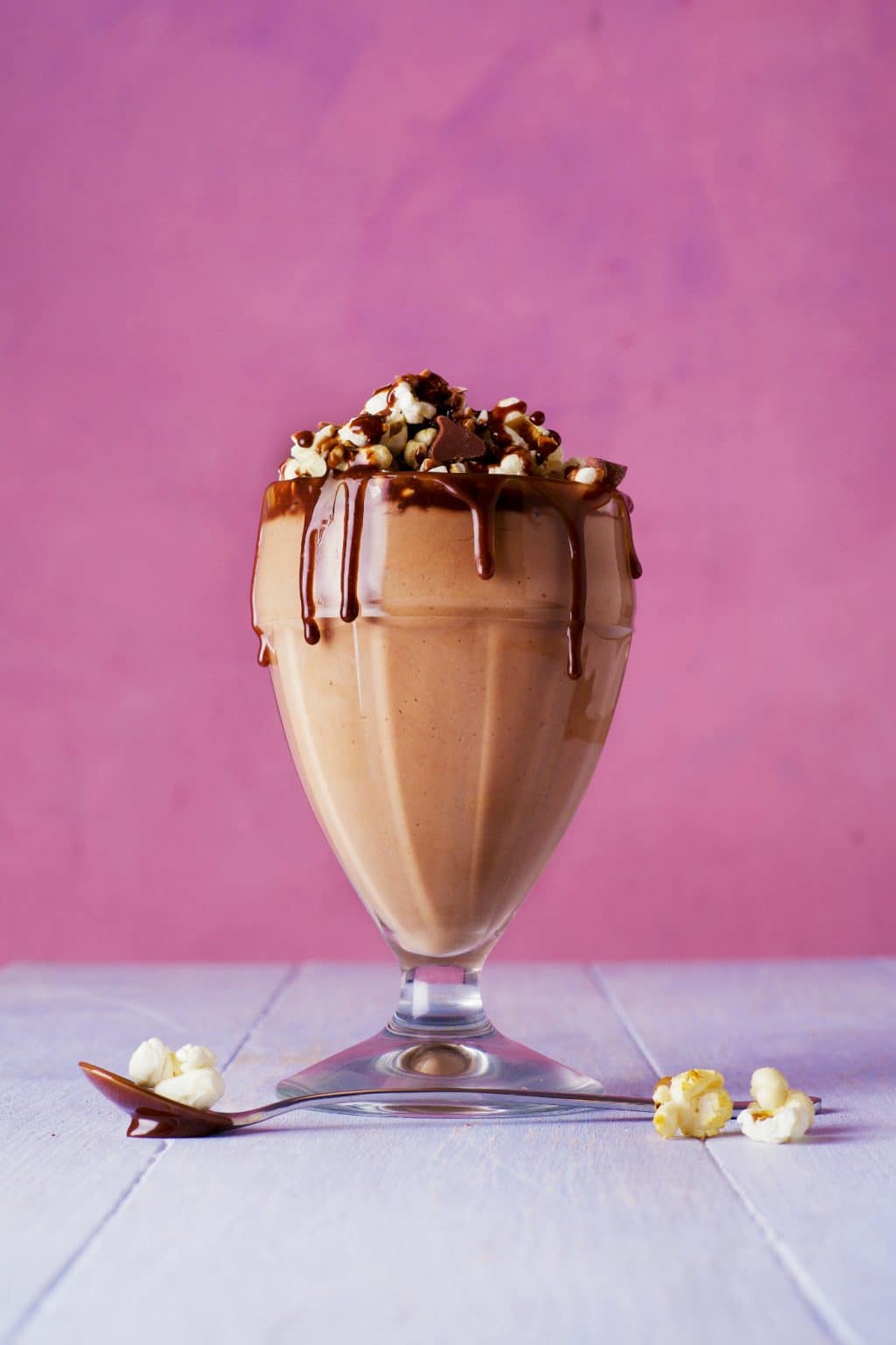Chocolate & Peanut Butter Freakshake | Vegan in 15