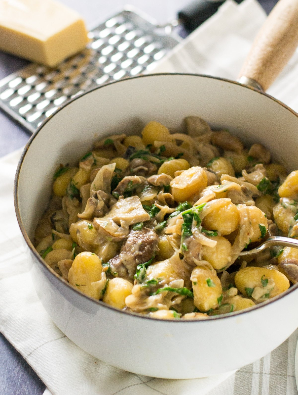 Creamy Vegan Gnocchi with wild mushrooms 