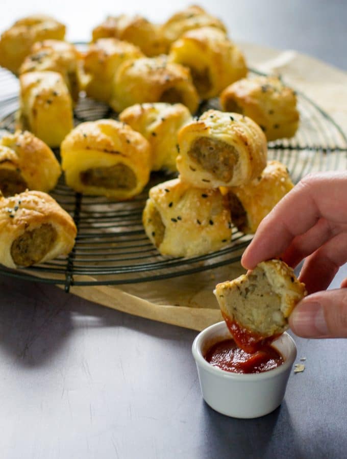 These super-simple vegan sausage rolls are incredibly easy to make and taste fabulous - perfect for a party, and watch the meat-eaters scoff them all too! #vegan #plantbased #veganfood #vegetarian